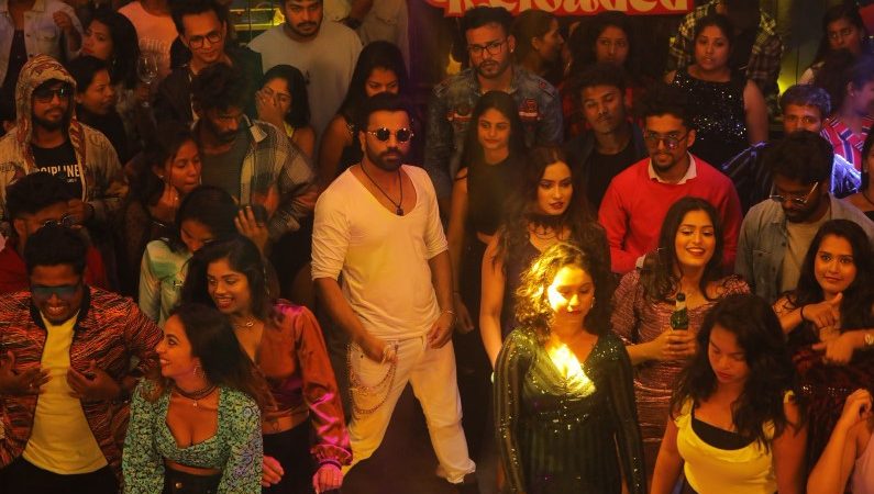 “ಮ್ಯಾಟ್ನಿ” ಚಿತ್ರದ ‘ ಬಾಟಲ್ ತಾರೋ” ಮಾಸ್ ಹಾಡು ಬಿಡುಗಡೆ