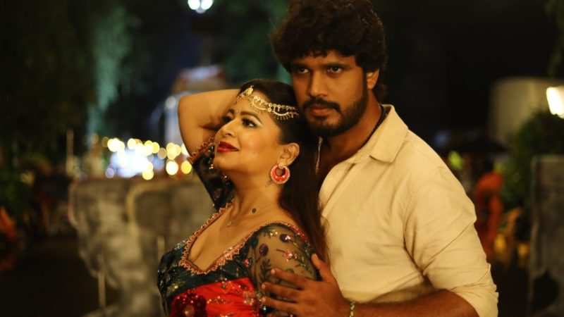 ಶೆಡ್ಡಿಗೆ ಹೋಗಣ ಬಾ, ಕುಂಟೆಬಿಲ್ಲೆ ಆಡೋಣ ಬಾ’ ಐಟಂ ಹಾಡಿನ ಚಿತ್ರೀಕರಣ