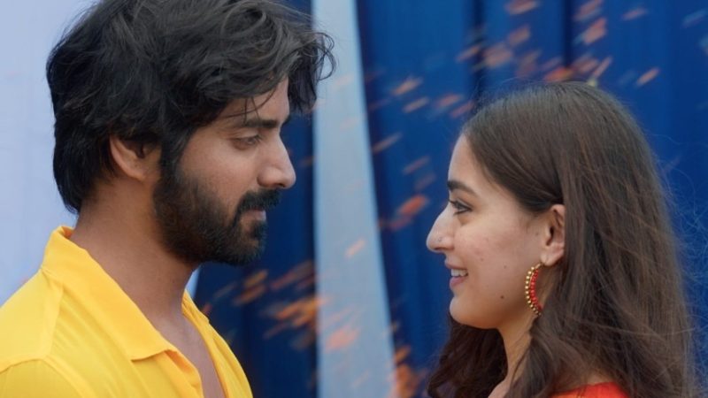 “ಇಬ್ಬನಿ ತಬ್ಬಿದ ಇಳೆಯಲಿ” ಚಿತ್ರಕ್ಕೆ ಕಲಾ ರಸಿಕರು ಫಿದಾ