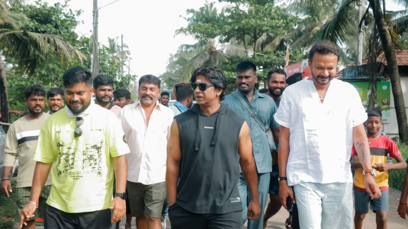 ‘ಮಾರ್ನಮಿ’ ಶೂಟಿಂಗ್ ಸೆಟ್‍ಗೆ ನಟ ವಿಜಯ್ ಕುಮಾರ್ ಭೇಟಿ: ಶುಭ ಹಾರೈಕೆ