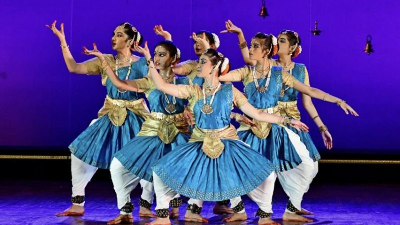 ಅಕ್ಟೋಬರ್ 13 ರಂದು ಅಂಜಲಿ ನೃತ್ಯ ಮತ್ತು ಸಂಗೀತ ಶಾಲೆಯ “ಕಲಾರ್ಪಣ” -6