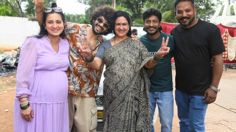 “ಬುಲ್ಲಿ” ಚಿತ್ರದ ಮೂಲಕ ಮರಳಿ ಬಂದ ಹಿರಿಯ ನಟಿ ಊರ್ವಶಿ: ಮಗಳು ತೇಜಾ ಊರ್ವಶಿ ಕನ್ನಡಕ್ಕೆ ಎಂಟ್ರಿ
